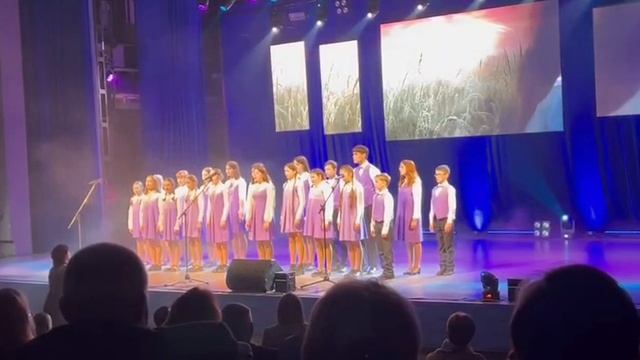 717 Хор Акварель песня Конь смотреть онлайн