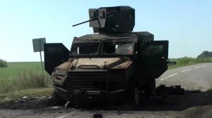 Расчеты FPV-дронов ВС РФ уничтожили несколько джипов и пикапов ВСУ