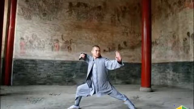 Монах монастыря Шаолинь Ши Ян Тхи Служба Тренировка1 смотреть онлайн