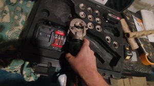 Пресс аккумуляторный гидравлический на платформе LXT Ma