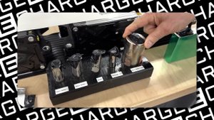 Как НЕЛЬЗЯ заряжать электромобиль. Ваша батарея скаже