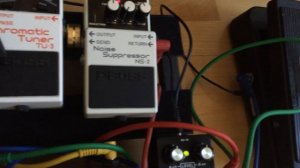 Boss NS-2 Noise Suppressor Управление фоном.