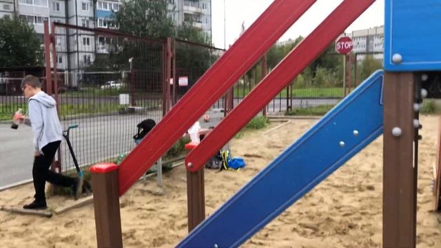 Гулянка 21 сентября на песочке, игра в мяч смотреть онлайн