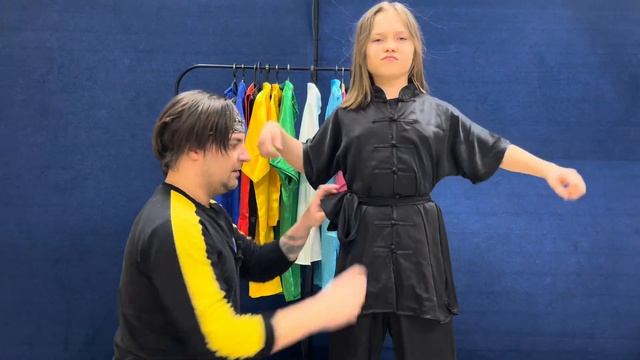 Как правильно повязать пояс на спортивное ИФУ #спорт #?