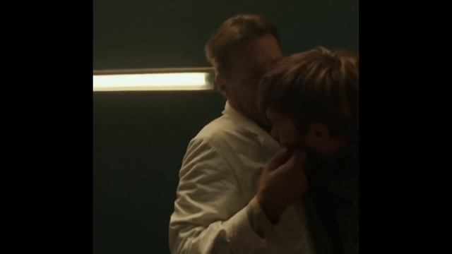 Спас человека смотреть онлайн