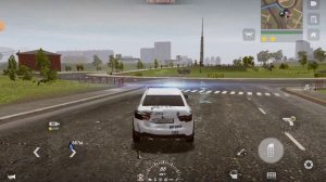 Я  играю в мадаут2 но полиция меня окружает со всех сторон