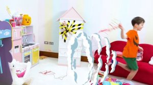 Мистер Макс Макс не отпускает Катю в теплые страны