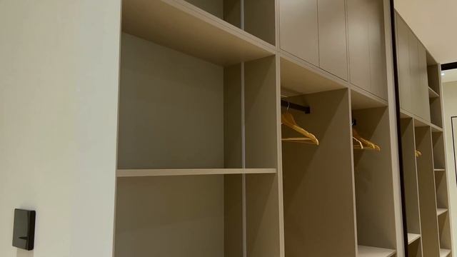 Роскошная квартира в минималистичном стиле - обзор ин? смотреть онлайн