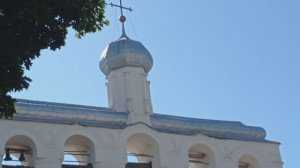 Звон колоколов возле Софийского собора (фрагмент)