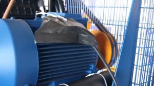 Мощный и компактный поршневой компрессор  / Обзор беже