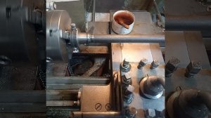 нарезка резьбы М16 плашкой на токарном станке