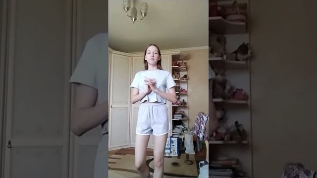 Обзор @gloriajeans смотреть онлайн