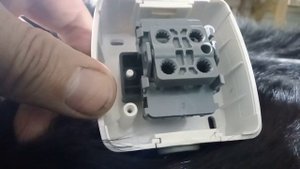 Как разобрать выключатель в  2024 г.