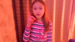 БОЙ ПОДУШКАМИ! Лиза упала в обморок! Лиза схитрила что?