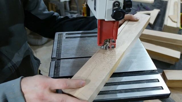 Неклассический табурет. Работа по дереву. Woodworking.
