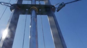 Станок подъема мачт, принцип фиксации колен при подъе?