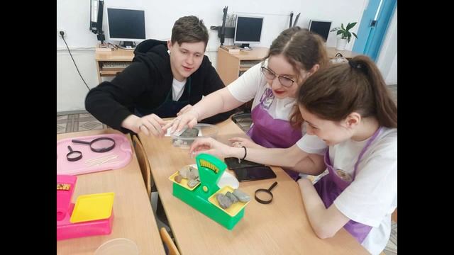 Североуральск, МАОУ СОШ № 14 смотреть онлайн