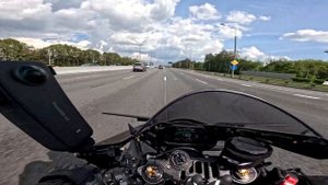 Шашки 200+км на МКАДЕ май 2024 \ опасная езда \ YAMAHA YZF R1 2024
