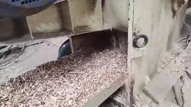 Щепорез промышленный. Дробильное оборудование. Измел? смотреть онлайн