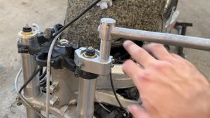 Переделываем стантовый мот Honda CBR600f4i в стритфайтер