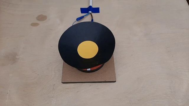 ЧТО БУДЕТ ЕСЛИ ПОДКЛЮЧИТЬ маленький ЭЛЕКТРОМОТОРЧИК ? смотреть онлайн