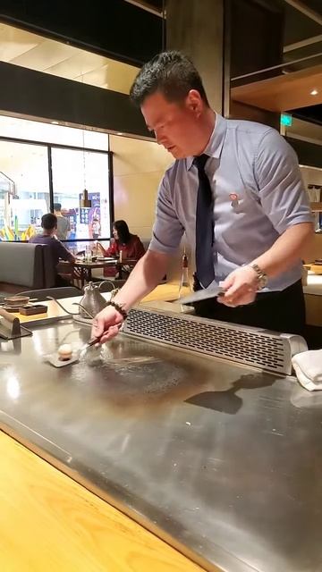 KWDa6M3U044 - Lifestyle Beautiful Train Teppanyaki street food,restaurant,BBQ,Pub street#Short#Short