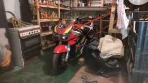 Снимаю переднее колесо без подката Honda CBR