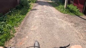 Катаюсь на Велосипеде по Деревне, от первого лица в 4К,