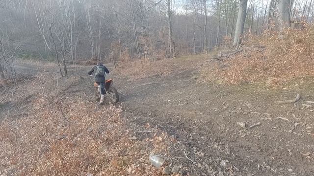 Карпати,підготовка до нового ендуро сезону!!!КтМ 250 six смотреть онлайн