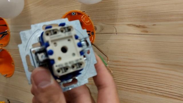 Как Се Свързва Кръстат Ключ + Схема ( Лесно ) смотреть онлайн