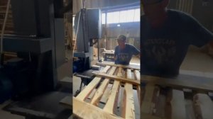 Станок для разборки поддонов