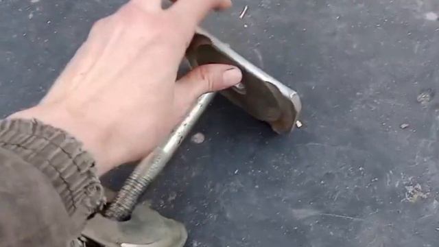 Съёмники пружины стойки амортизатора на авто.. смотреть онлайн