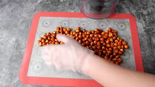 Пралине из фундука в домашних условиях. Домашний рецепт фундучной пасты.