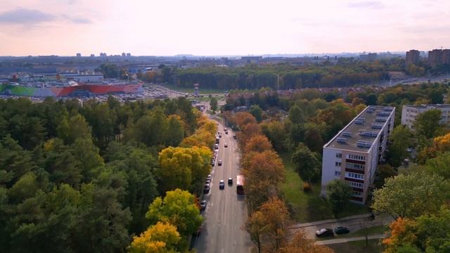 Осенняя золотая стойка в Минске. Ангарская смотреть онлайн