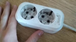 ГАЙД! КАК ВСТАВИТЬ ВИЛКУ В РОЗЕТКУ. ПОДРОБНЫЙ ВИДЕО УР?