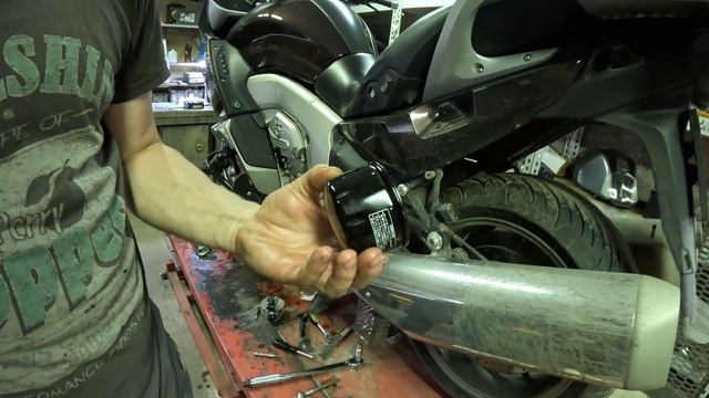 BMW K1600GTL Замена масла, колодок. смотреть онлайн