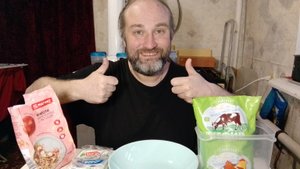ужин с Рыжулей творог, мюсли, кефир. мукбанг. обжор. еда на камеру. диета. шизофрения.