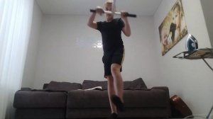 Делаю трюки на батутном самокате и на обычном самокат?