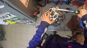 Сборка ЦПГ на KTM EXC-f 350 4т 2019 / Замена поршня