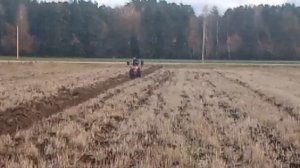 Миник МТЗ 112Н-01 +самодельный двухкорпусный плуг. Запах?