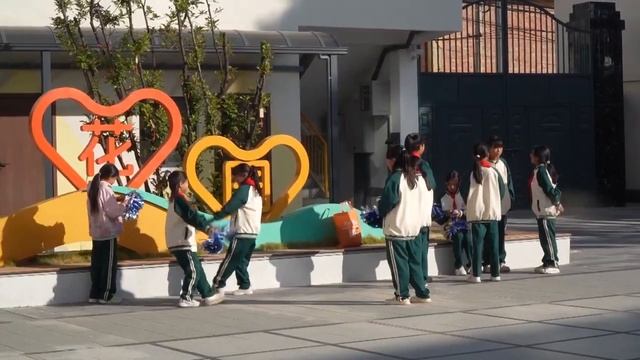 👶В Китае развивают программу поддержки детей из малоимущих семей