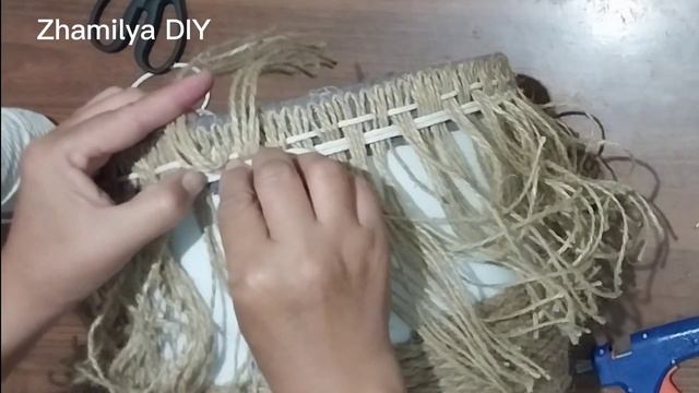 Diy. КОРЗИНА ДЛЯ ХРАНЕНИЯ ОДЕЖДЫ. смотреть онлайн
