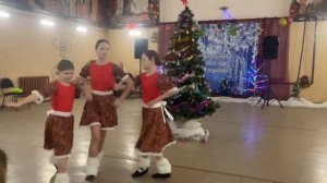 Новогодний танец валенки,танец на троих.❄️🎄