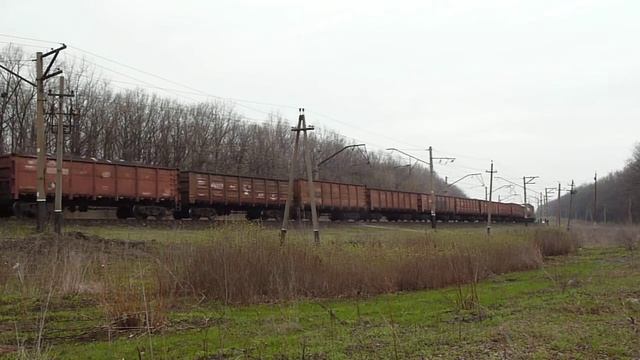130. [УЗ] ВЛ8м-315 + грузовой состав
