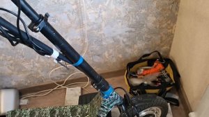 Электросамокат Рим купил прыгающий самокат