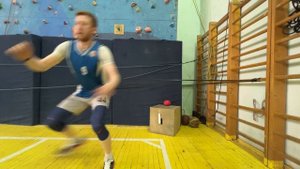 Скрестный шаг в сторону NoDaysOff