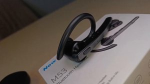 Bee M53 - отличный микрофон в блютус-гарнитуре до 2000р