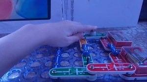 Зарядка и разрядка КОНДЕНСАТОРА и эксперименты с этим