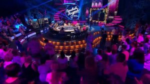 Роза алая моя (исп. Павел Филипчик, Беларусь).