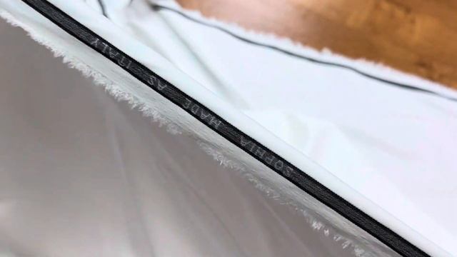 Костюмная ткань однотонная "София" цвет молочный